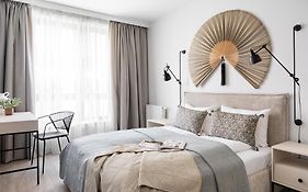 Scala Suites With Parking By Lion Apartments